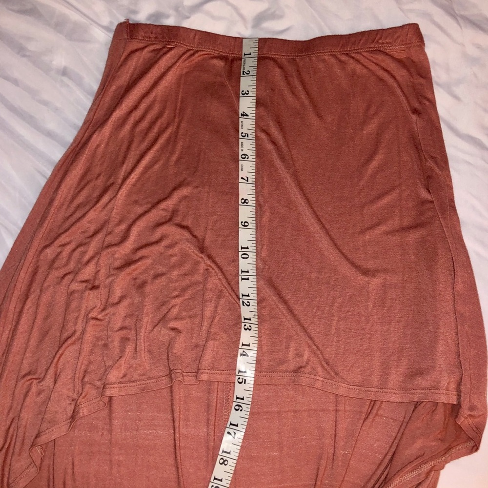 High-Low Skirt - Picture 3 of 5